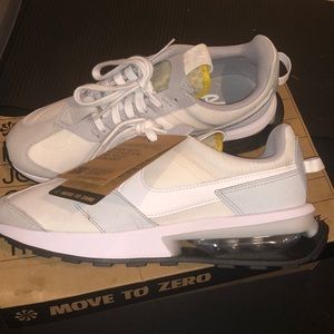 Nike Air Max Pre-day Summit White size 8 NEW Limited Edition rare in this color